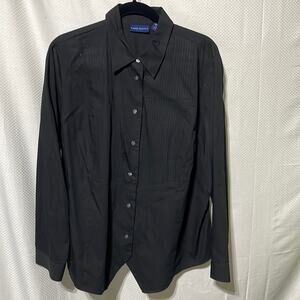 Karen Scott 1x black 💯 cotton tuxedo front blouse euc worn once back waist tie